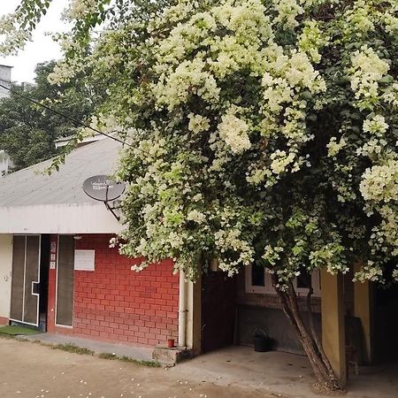 Bastion Home Ґувахаті Екстер'єр фото